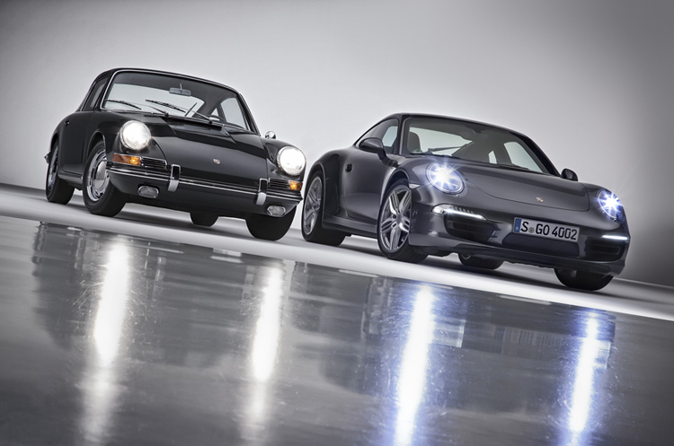 911 Carrera 4S and 1964 911 2.0 , photo courtesy of Ars Technica