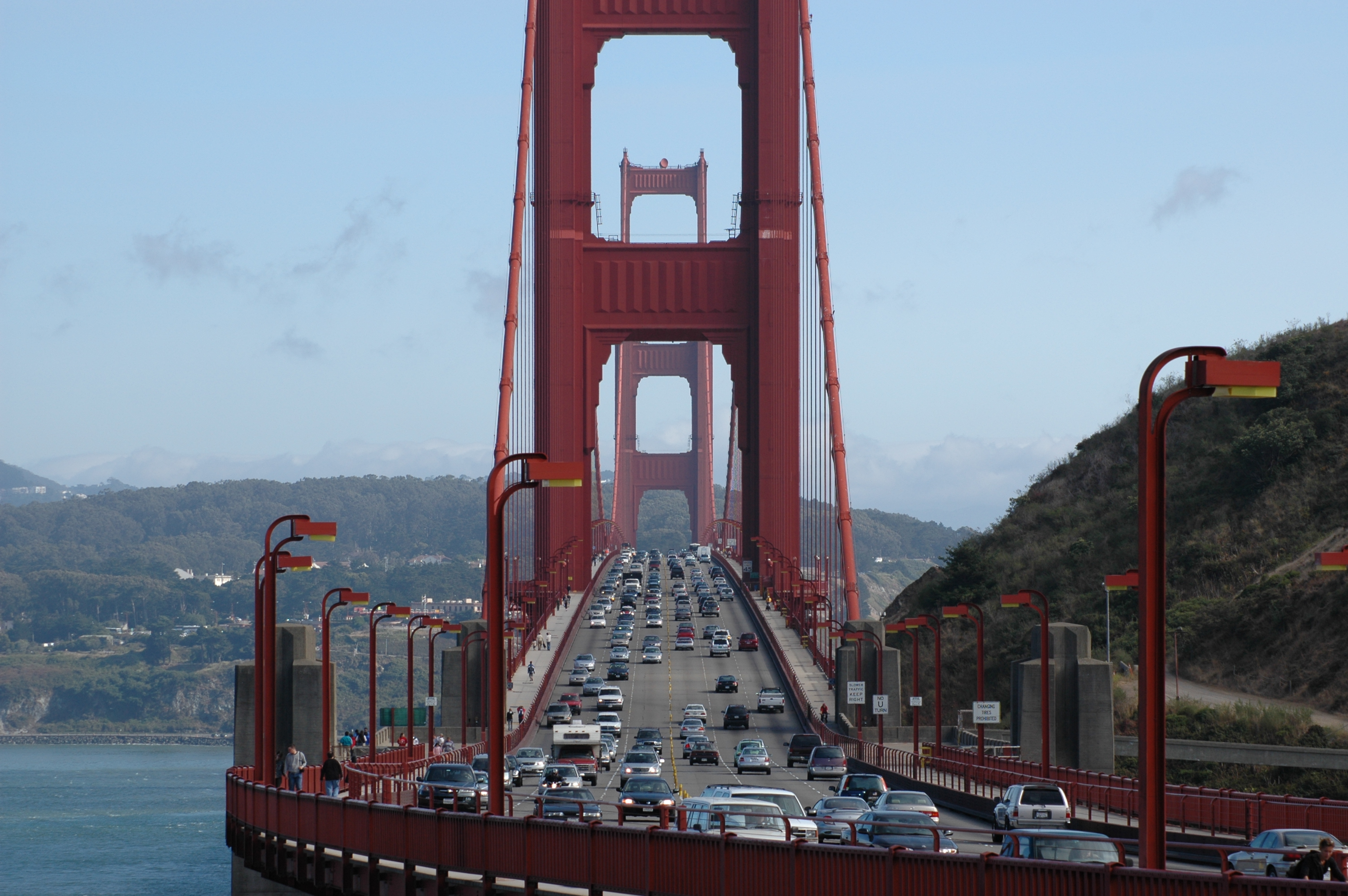 Construction on Doyle Drive causes delays on Golden Gate Bridge. Photo by Henner Zeller.