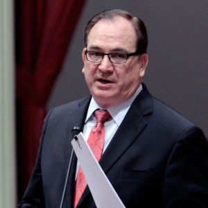 Sen. Bob Huff is one of the authors of SB 57 hoping to prevent local law enforcement agencies to gain custody of prisoners in federal holding without certain criteria being met.