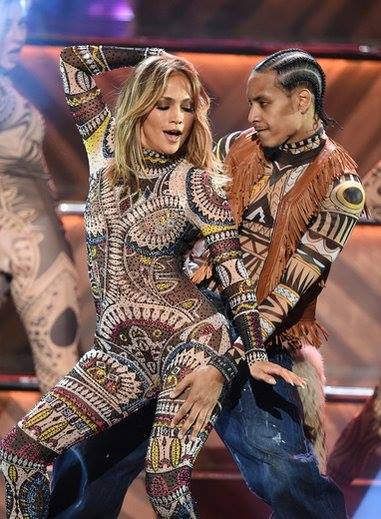Jennifer Lopez opened the ceremony with a thrilling dance number.
