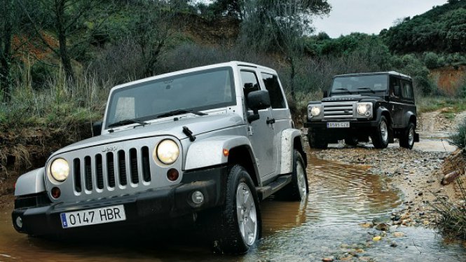 Jeep vs Land Rover