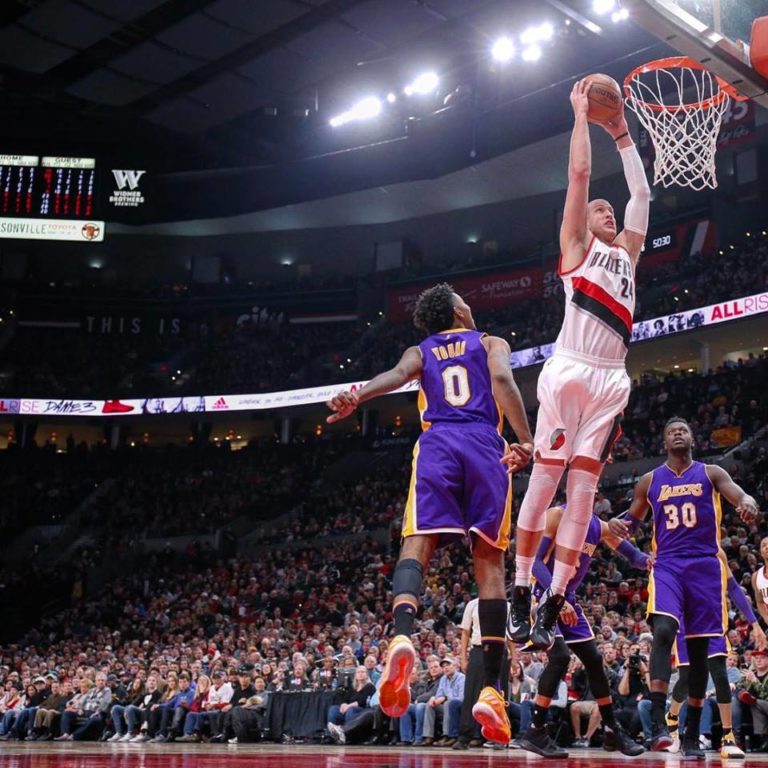 Lakers Fall To Blazers 108-87