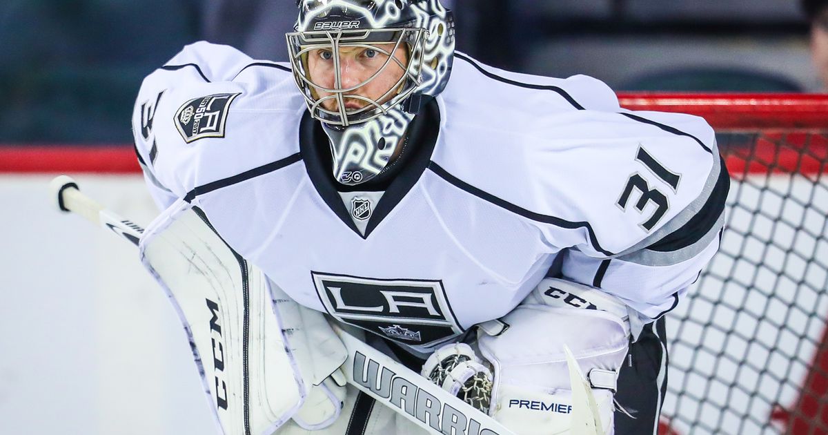 Kings Trade Backup Goalie Ben Bishop To Stars