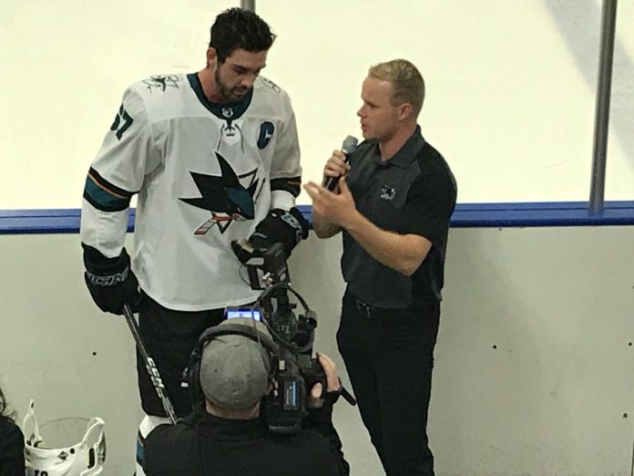 Sharks Sign Defenseman Jacob Middleton