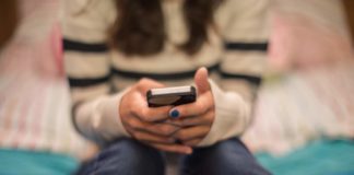 Why Do We Keep Texting And Driving America!