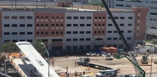 Florida Bridge Collapse Kills 6 People, Injures 10