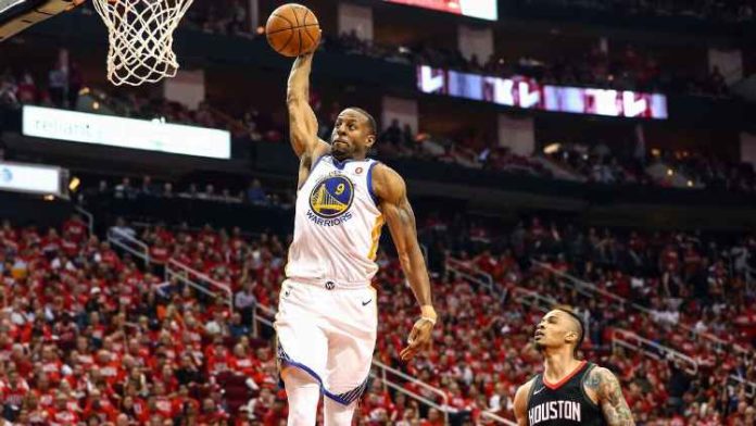 Warriors Remain Golden Over Rockets