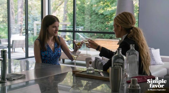 “A Simple Favor” Is Tantalizing Fun