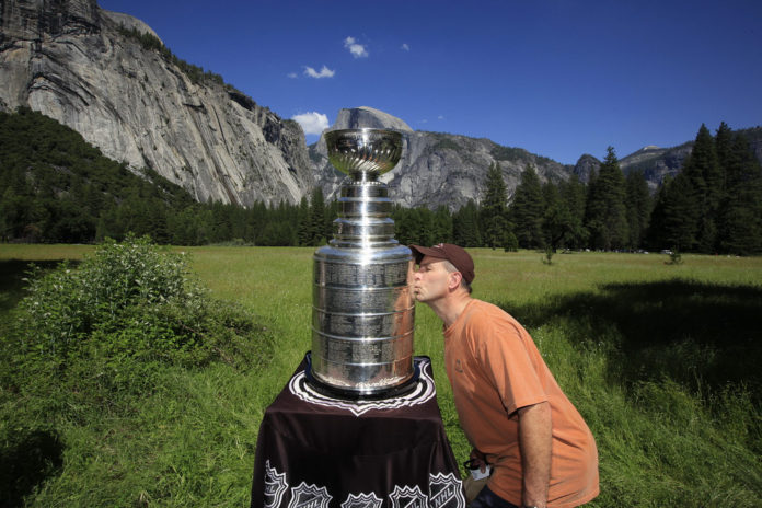 Battle Heating Up For NHL Playoff Qualification