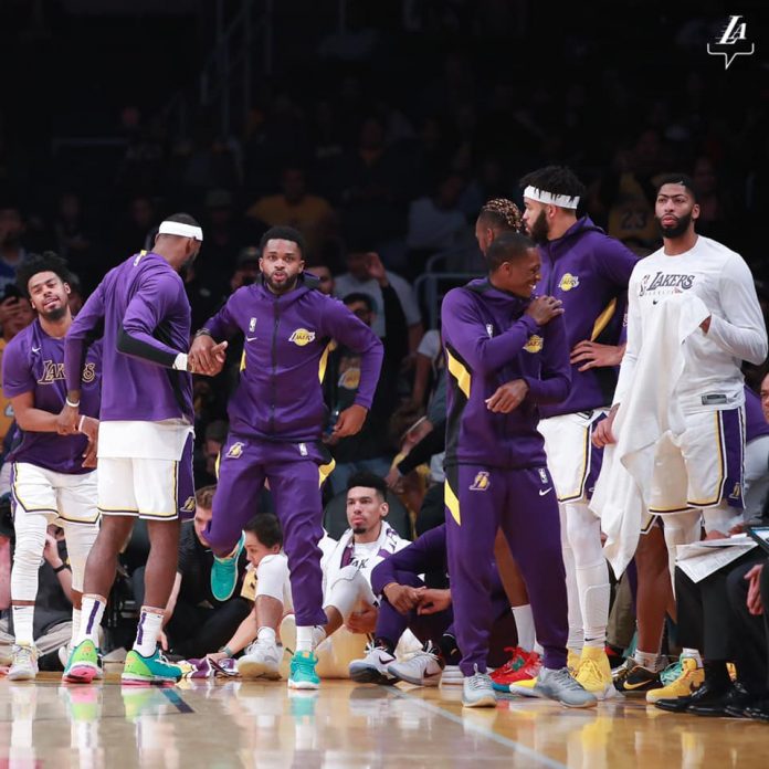 Clippers Knock Off Lakers On Opening Night