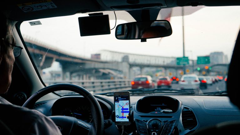 Drivers Organize, File Wage Claims Against Uber And Lyft