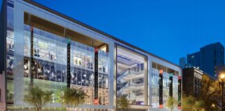 San Francisco Mall Empty For Four Years