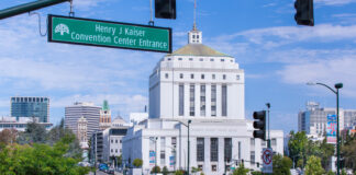 Oakland Protest Results In Courthouse Fire