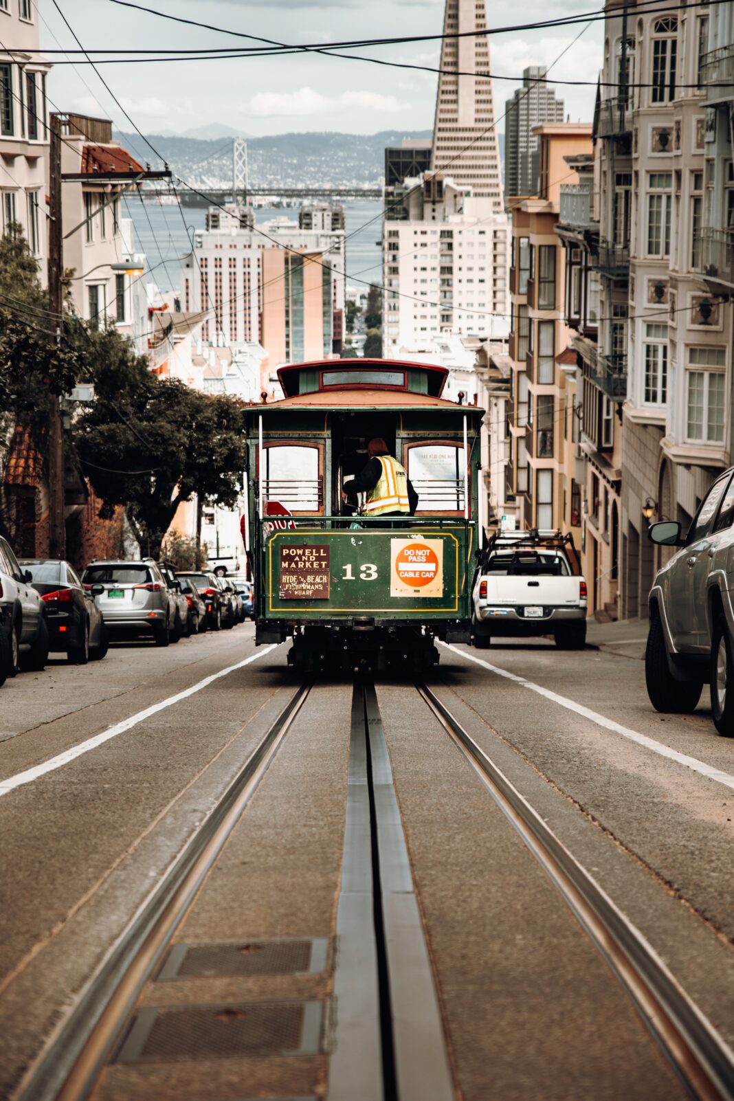 daniel-j-schwarz-GK9mi6_DuRw-unsplash