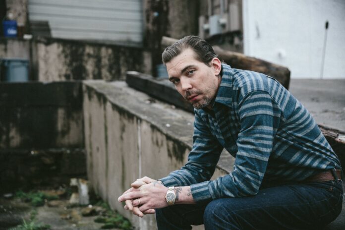 Singer-Songwriter Justin Townes Earle Dies At 38