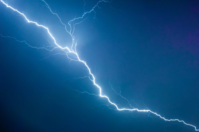 Lightning Fire Burns Across Bay Area Counties, Zero Containment