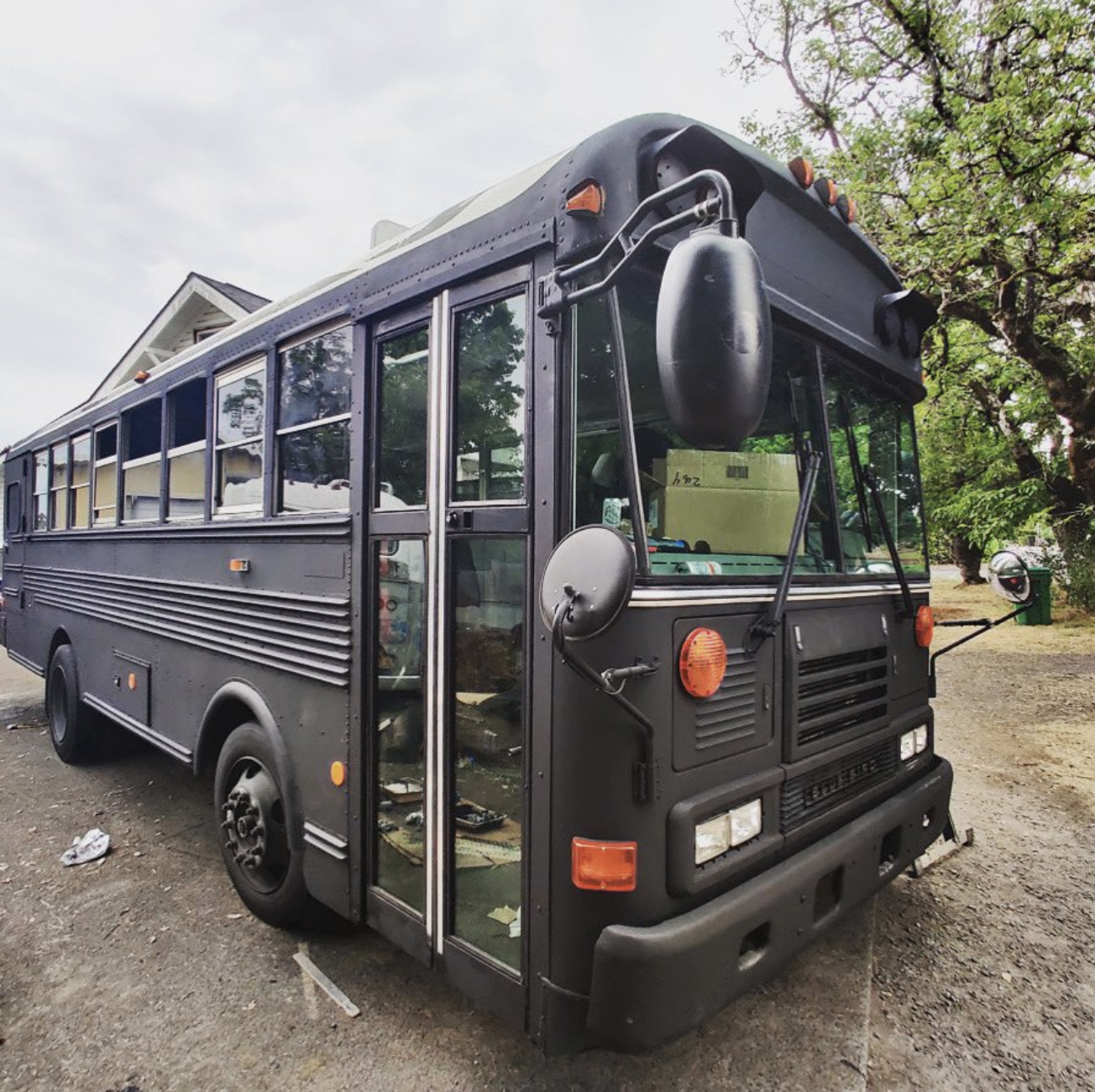 Riot Kitchen's Painted Bus - San Francisco News