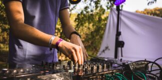 New Permit Regulates Outdoor Entertainment In San Francisco