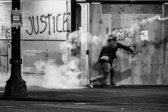 Portland Mayor Bans CS Gas