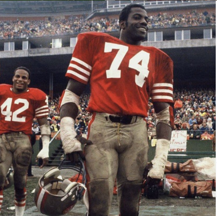 Fred Dean, 49ers Hall of Famer, Dies After COVID-19 Battle