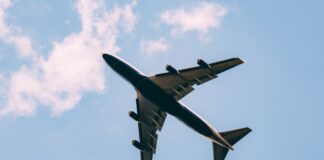 Couple Arrested After Boarding Flight While COVID-19 Positive