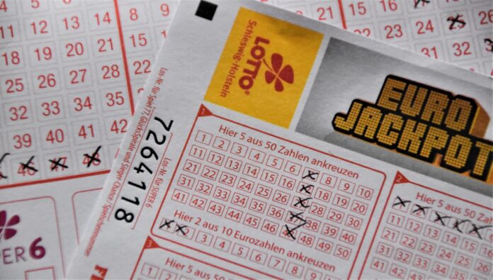 Jackpot Winners Make History In Michigan
