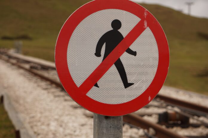 Lawmaker’s Proposal Would Decriminalize Jaywalking