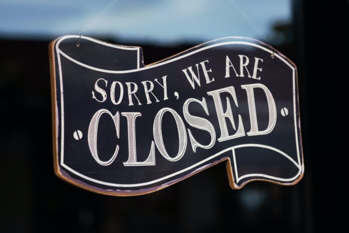 Mills College To Shut Down