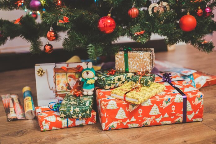 Spending Too Much On Xmas Gifts