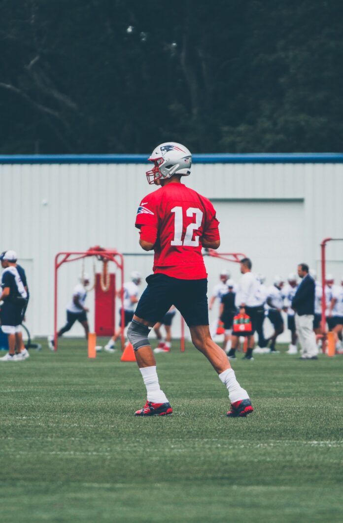 Tom Brady To Become Minority Owner Of The Raiders