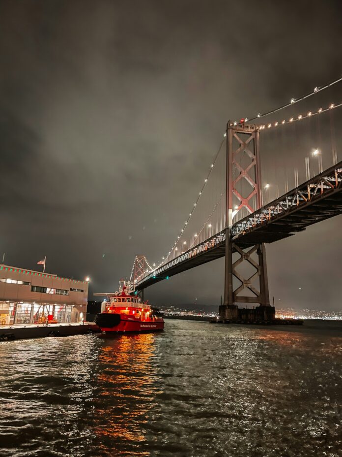 SFFD Rescue Boaters In Distress