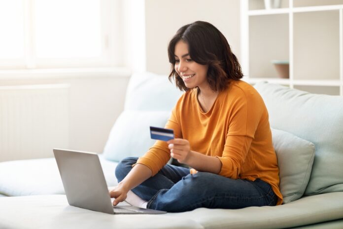 Online Lending and the Middle Class: A Growing Dependence on Installment Loans