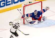 How NHL Fans Are Using Apps To Stay Connected During The Season