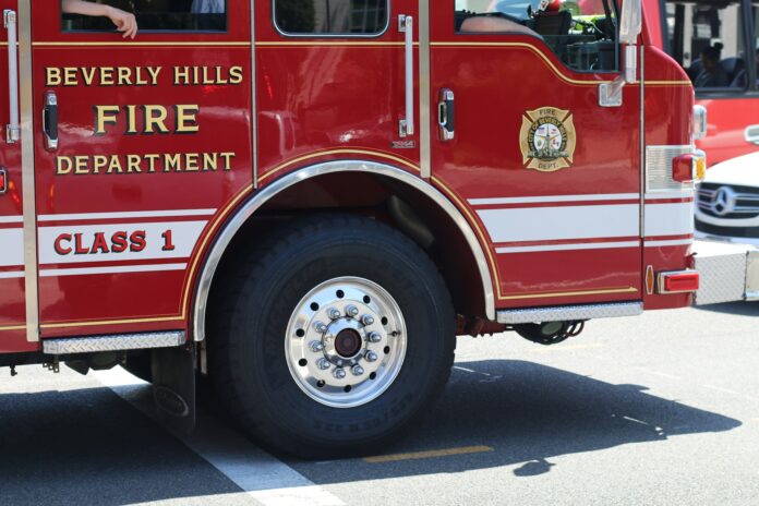 Beverly Hills Thieves Crash Get-A-Way Vehicle