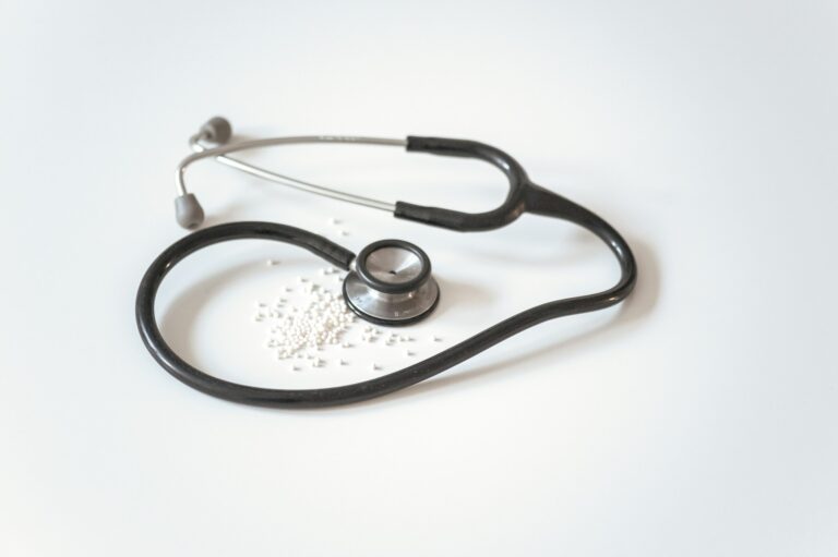 COBRA After Retiring? Enroll In Medicare Right Way To Avoid Penalty