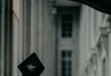 What Is The Perfect Gift For A Graduate?