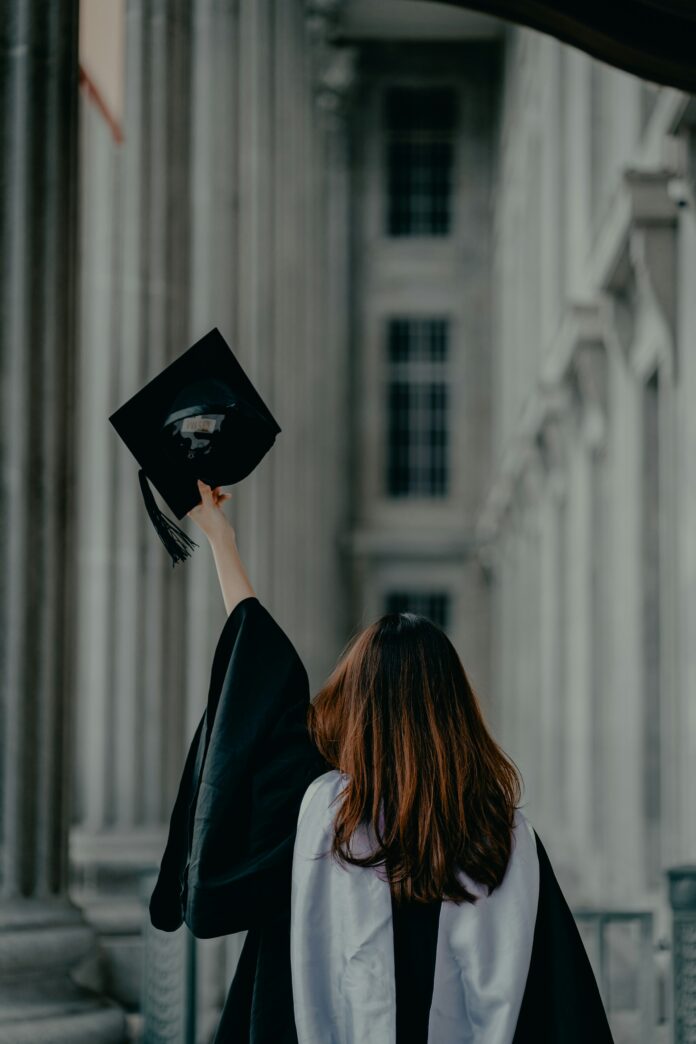 What Is The Perfect Gift For A Graduate?