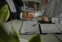 Police Union Brokers An Agreement