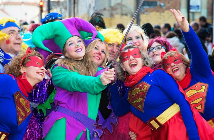 “Supergirl” Has Fun Moments, But Weak Story